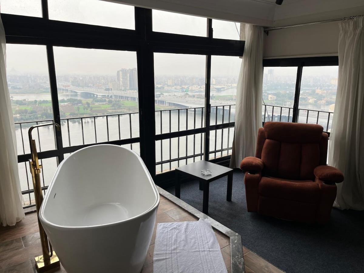 Maadi Nile And Pyramids View Apartamento *