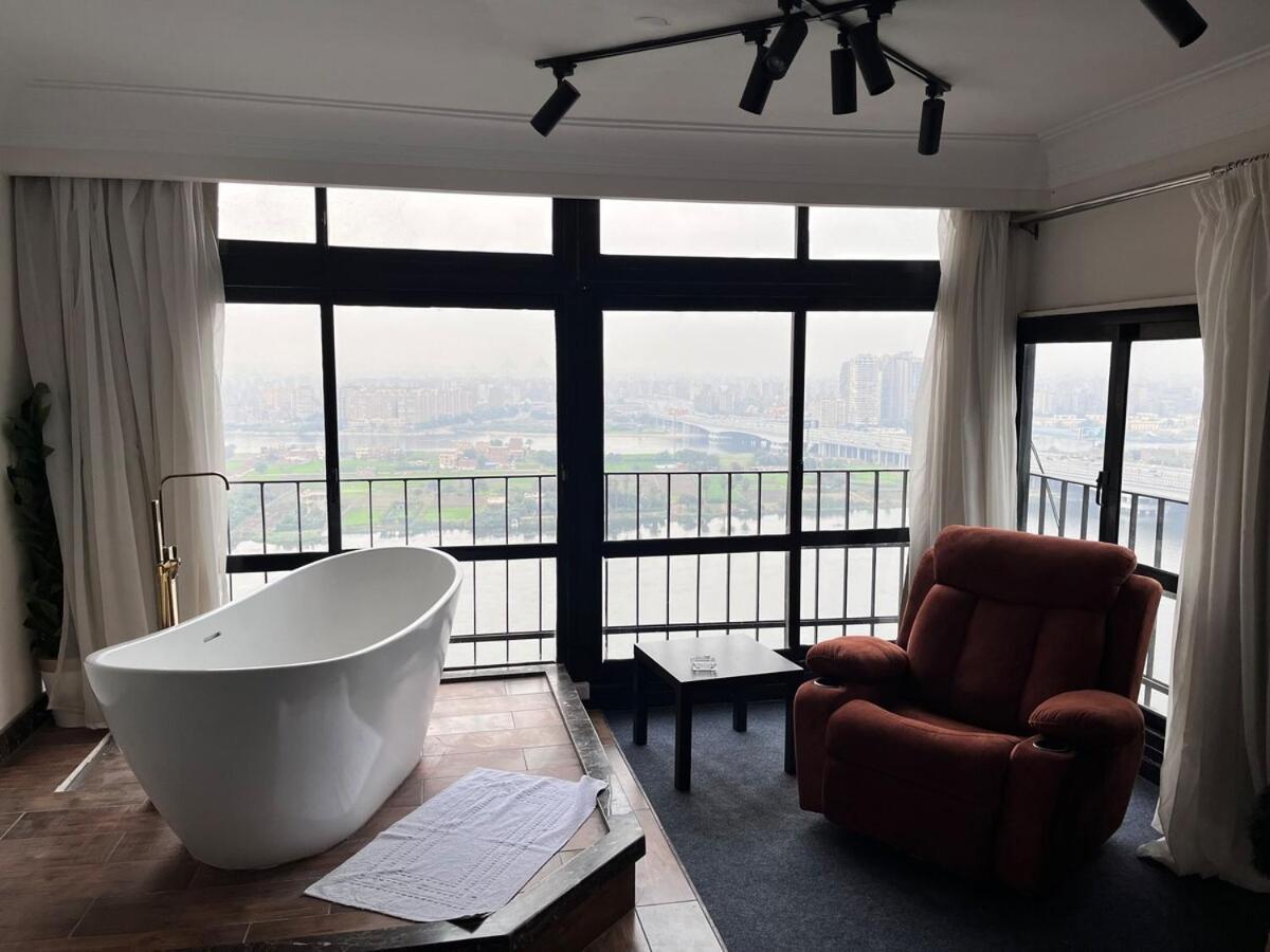 Apartment Maadi Nile And Pyramids View Cairo