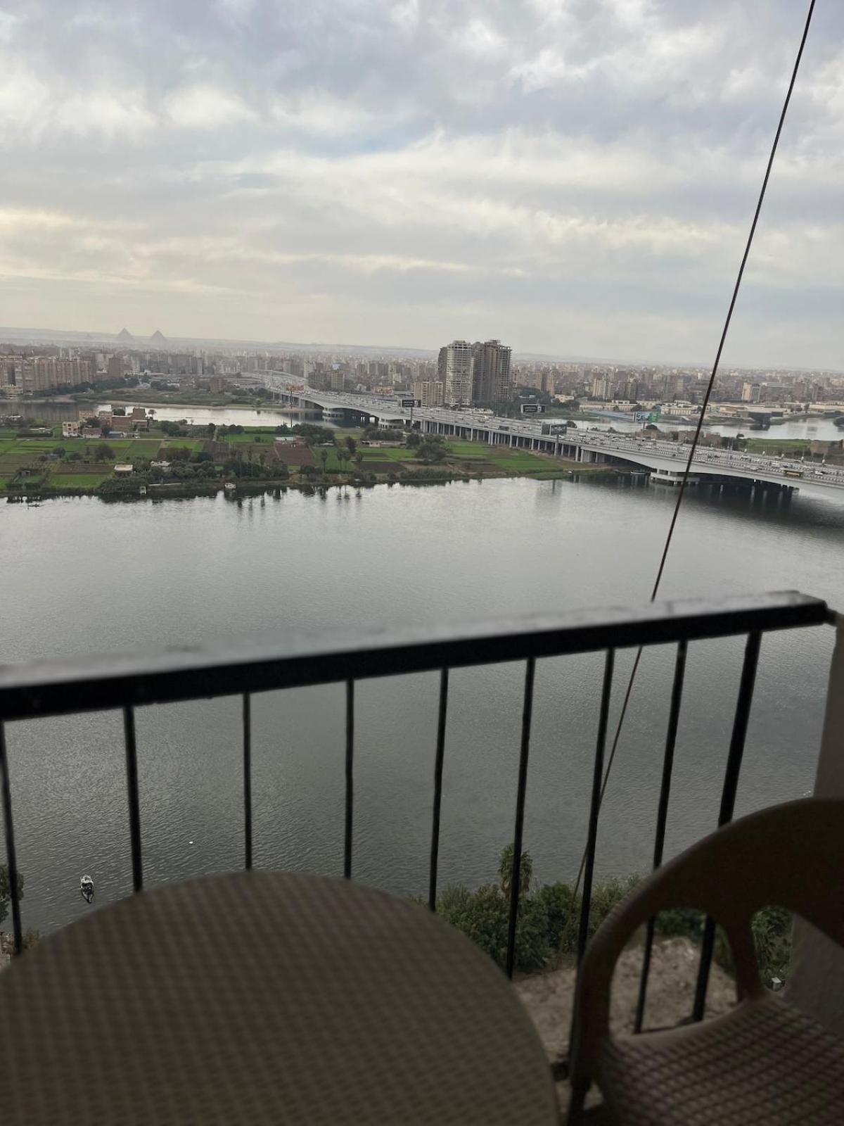 Apartment Maadi Nile And Pyramids View